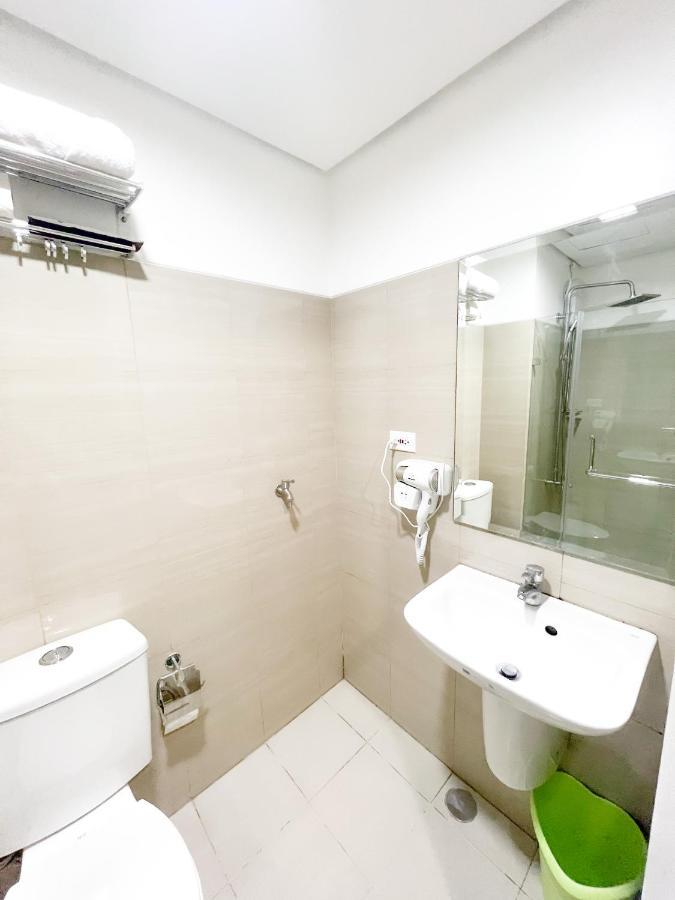 Sabina'S One Bedroom Condo At Shore Tower C มะนิลา ภายนอก รูปภาพ