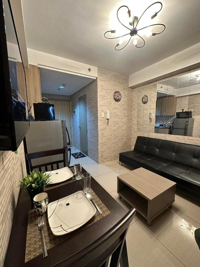 Sabina'S One Bedroom Condo At Shore Tower C มะนิลา ภายนอก รูปภาพ